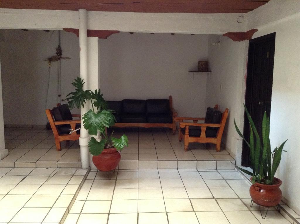 Posada Morelos Uruapan  Екстериор снимка